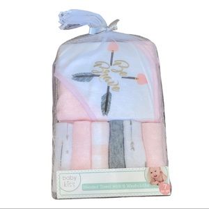 ✨3/$6✨Baby Kiss Hooded Towel with wash cloths